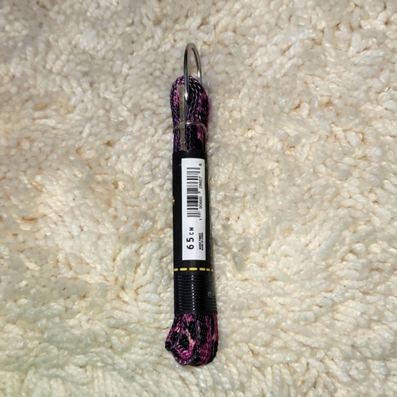 Dr Martens Pink Leopard Boot Laces - Picture 7 of 7